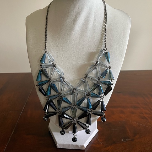 4 Claire’s necklaces in various condition, no missing stones adjustable - Picture 7 of 8